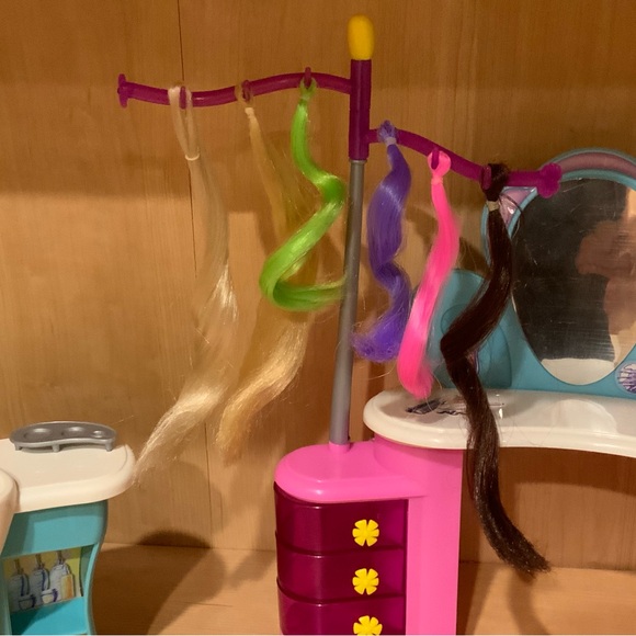 Vintage Barbie Salon Playset Hair extensions Accessories - Picture 7 of 10